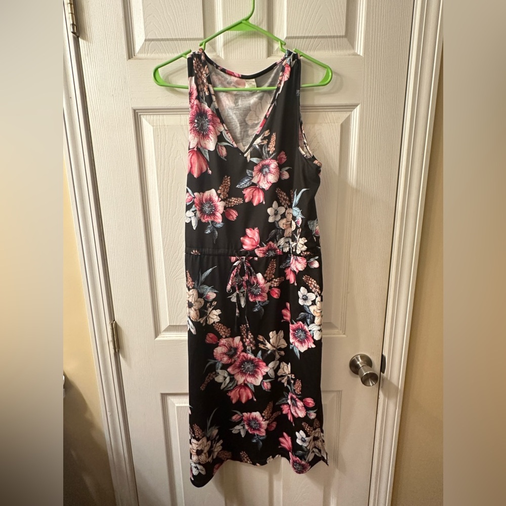 Sleeveless dress